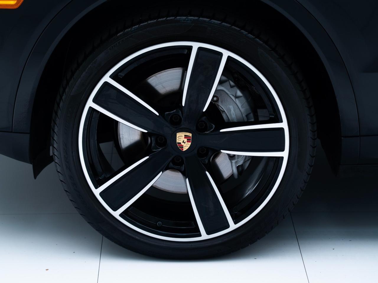 2023 Porsche Cayenne Platinum Edition Pompano Beach FL