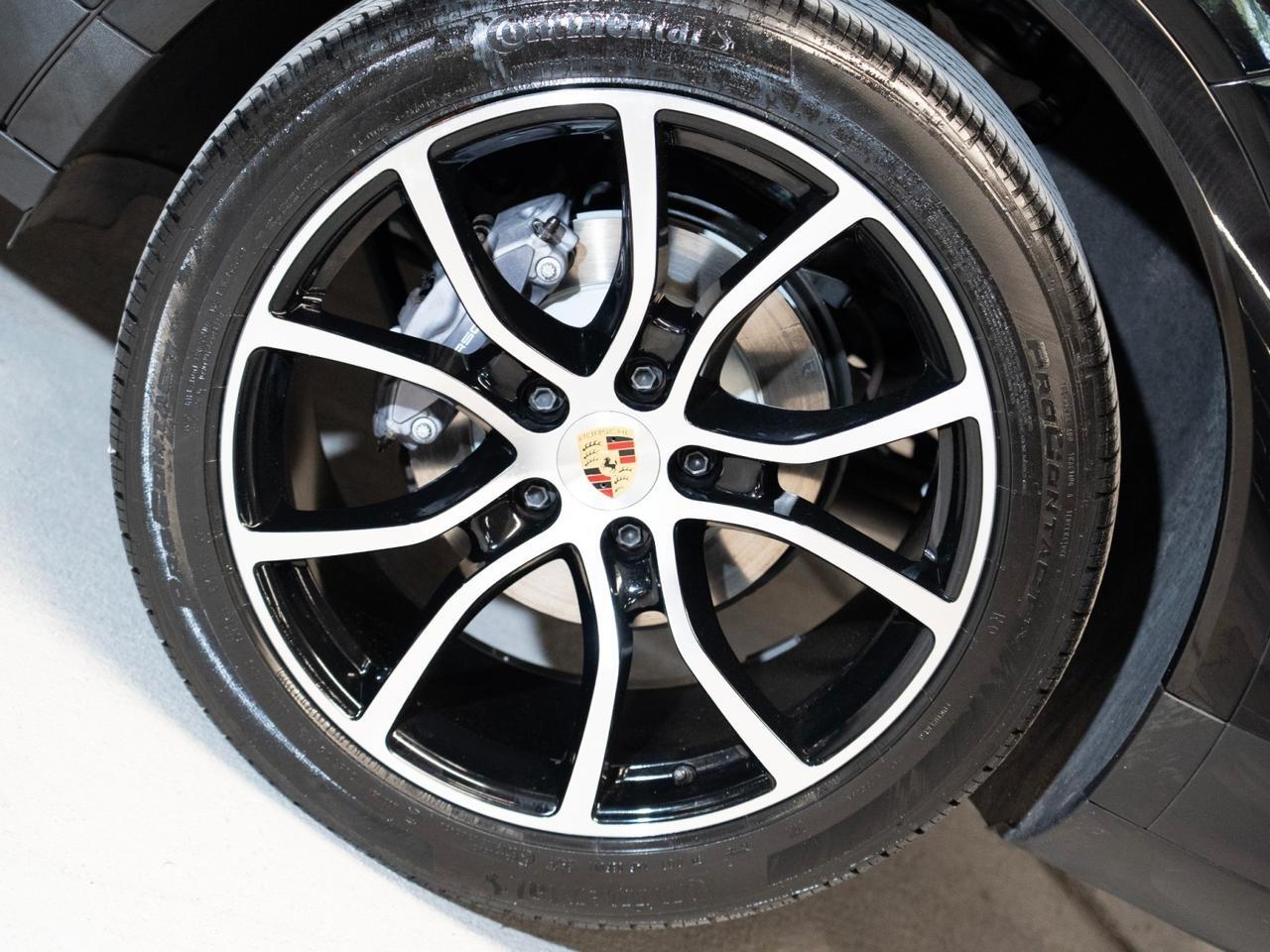 2023 Porsche Cayenne Platinum Edition Pompano Beach FL
