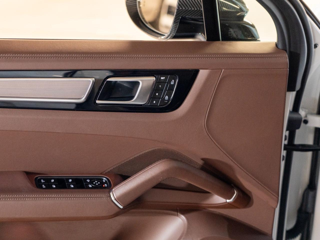 2023 Porsche Cayenne Platinum Edition Pompano Beach FL
