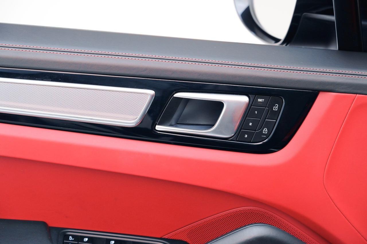 2023 Porsche Cayenne Platinum Edition Pompano Beach FL