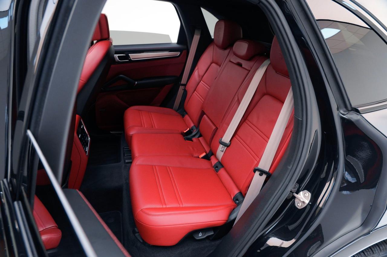 2023 Porsche Cayenne Platinum Edition Pompano Beach FL