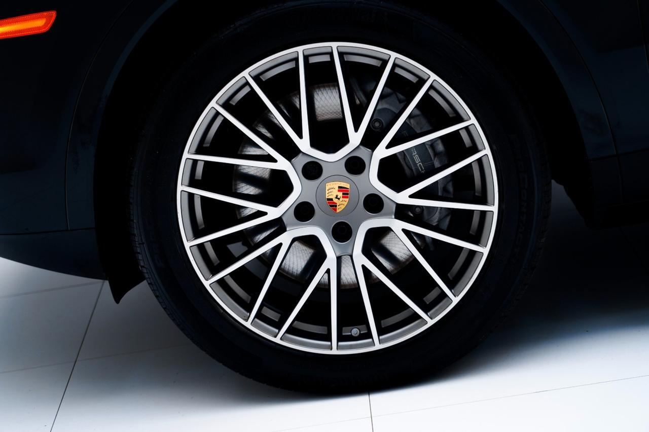 2023 Porsche Cayenne Platinum Edition Pompano Beach FL