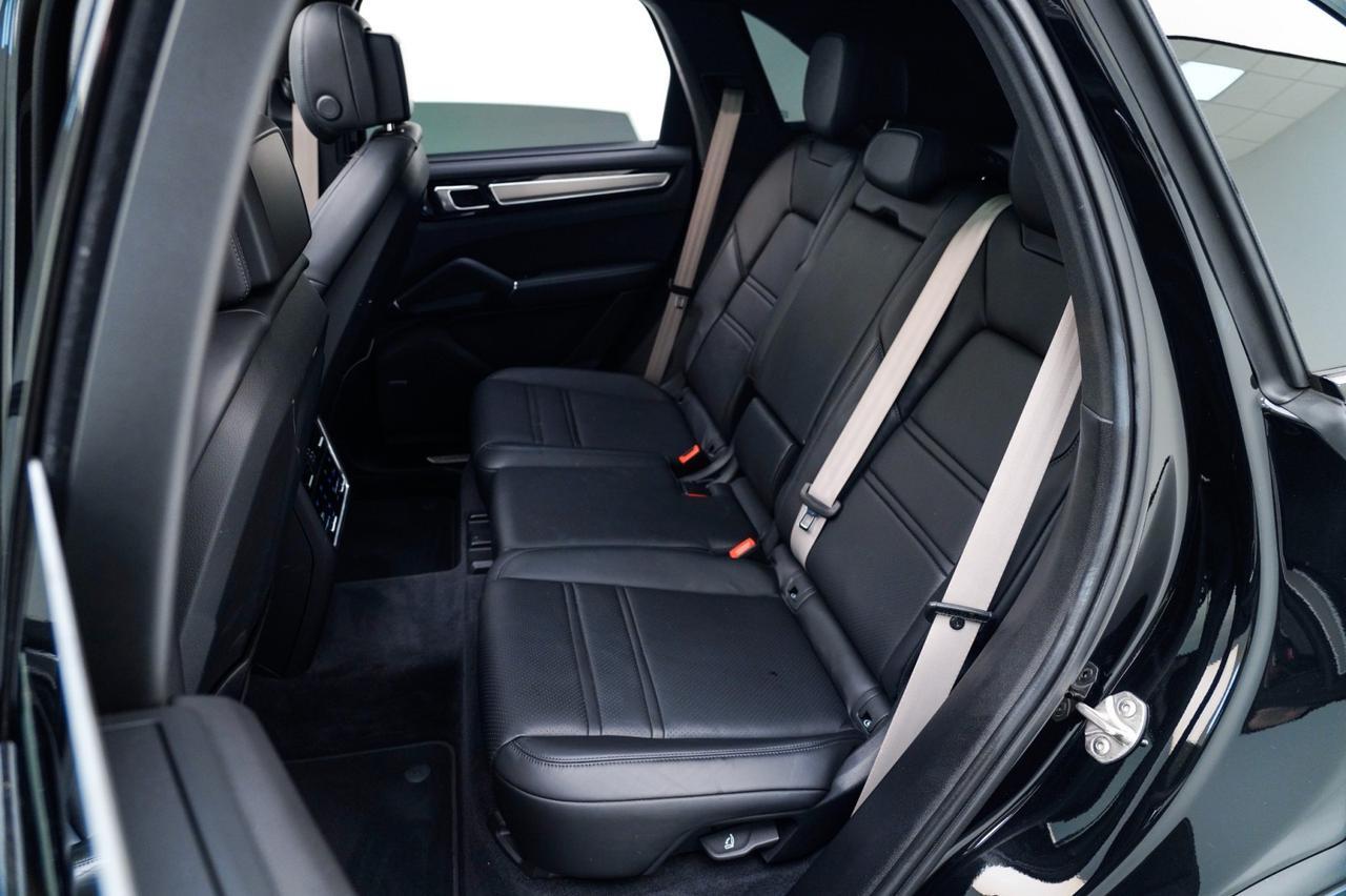 2023 Porsche Cayenne Platinum Edition Pompano Beach FL