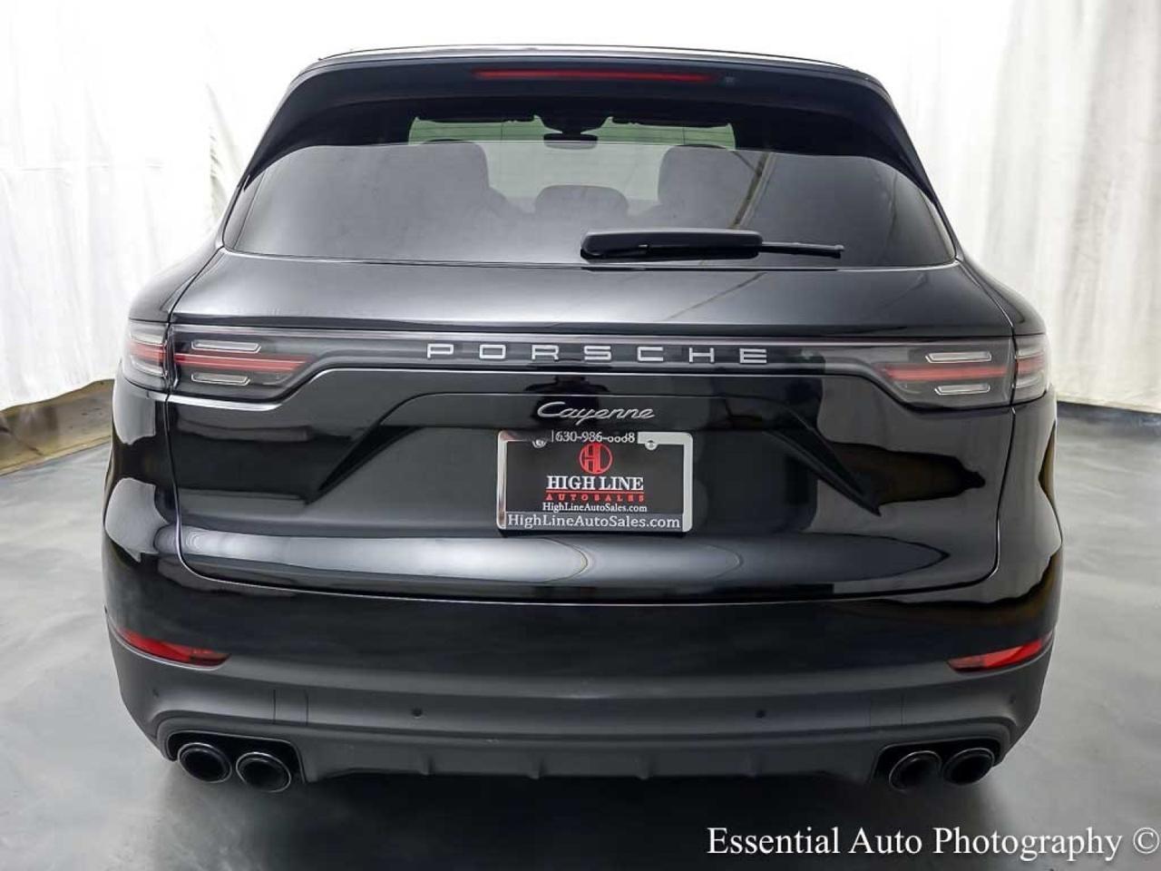 2023 Porsche Cayenne Platinum Edition Willowbrook IL