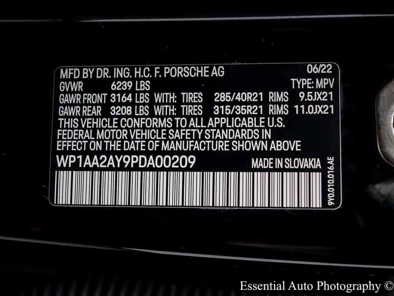 2023 Porsche Cayenne Platinum Edition Willowbrook IL
