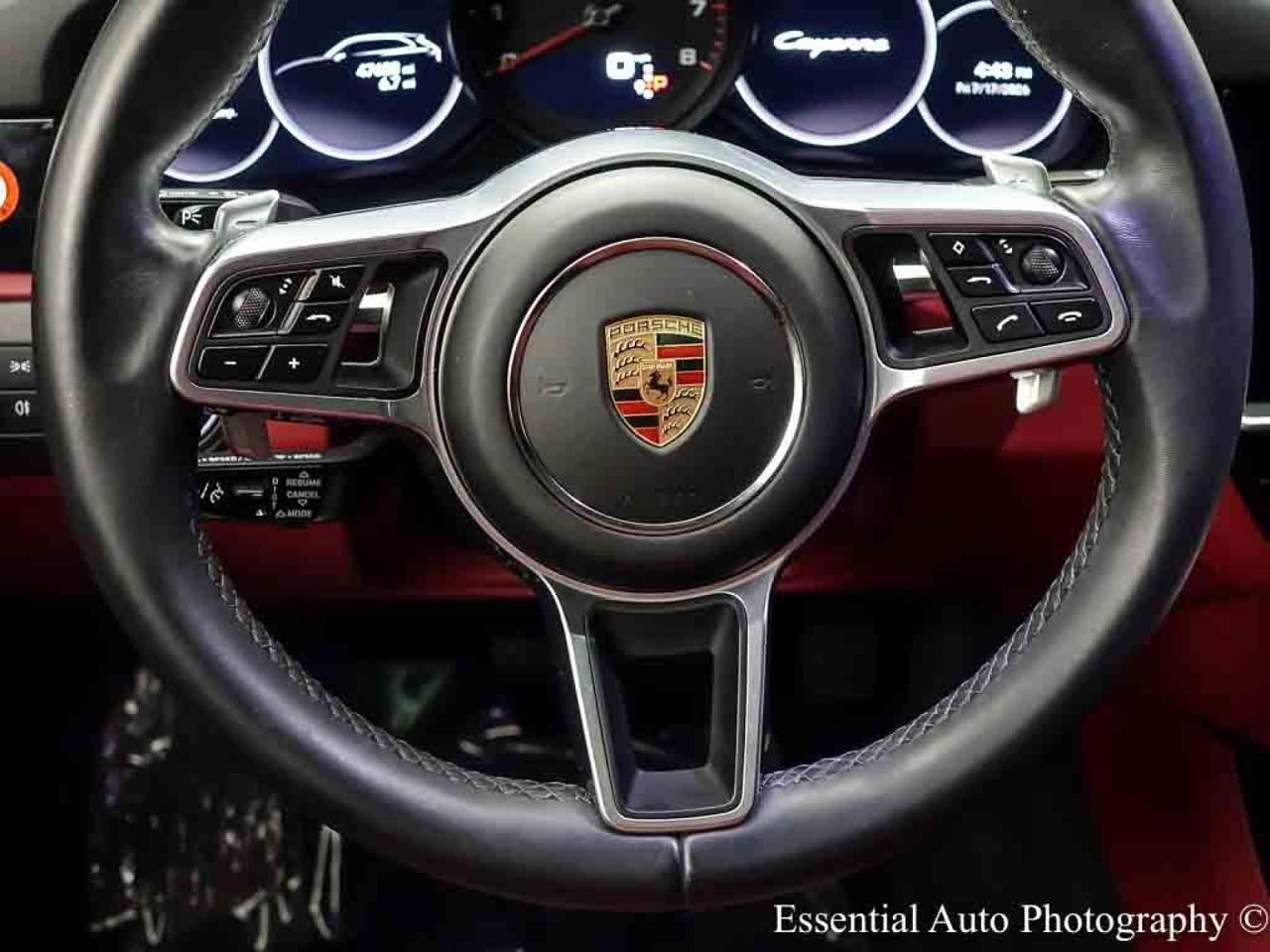 2023 Porsche Cayenne Platinum Edition Willowbrook IL