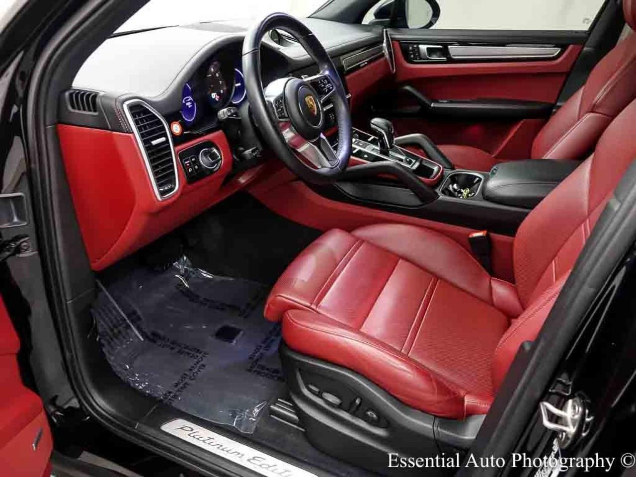 2023 Porsche Cayenne Platinum Edition Willowbrook IL