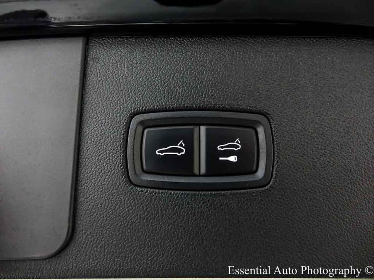 2023 Porsche Cayenne Platinum Edition Willowbrook IL