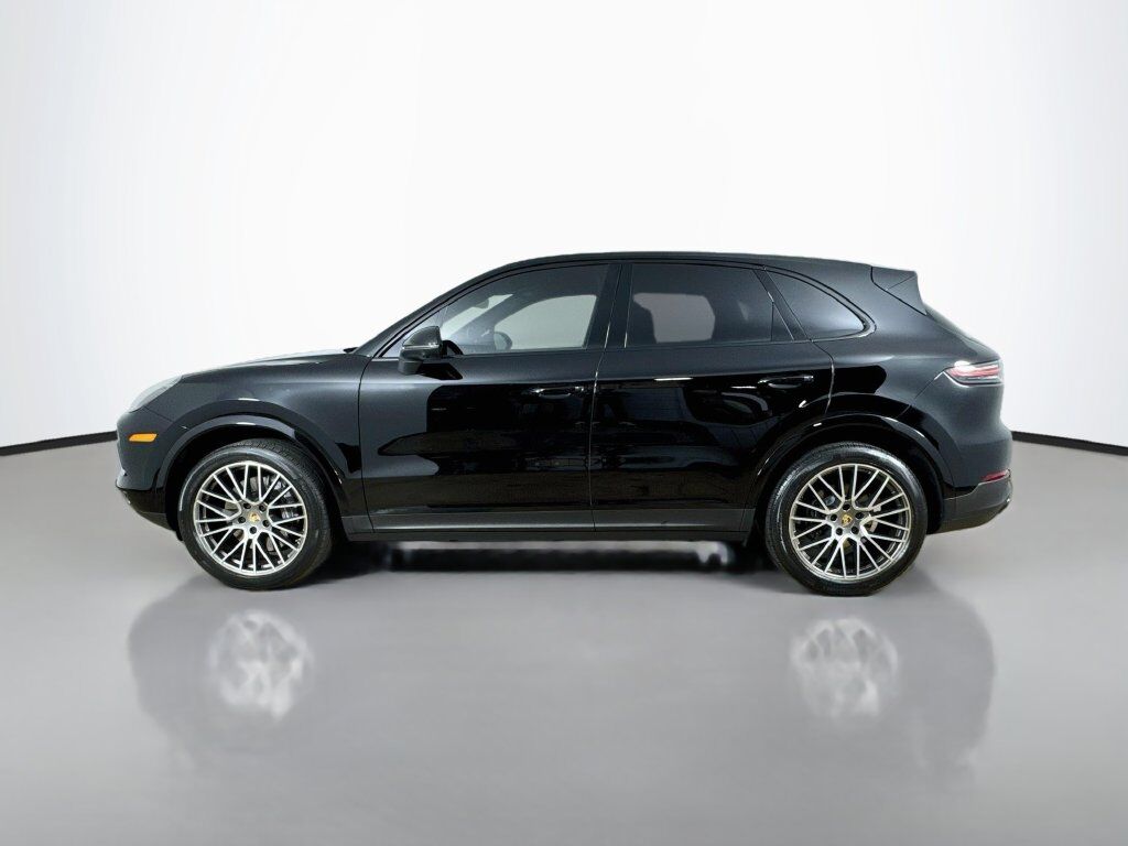 2023 Porsche Cayenne Platinum Edition Willowbrook IL