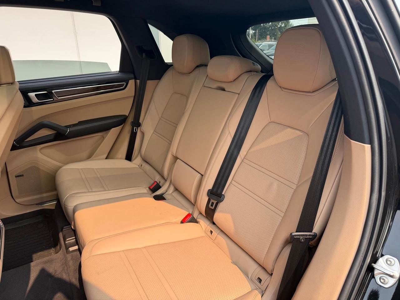 2023 Porsche Cayenne S Gladstone OR