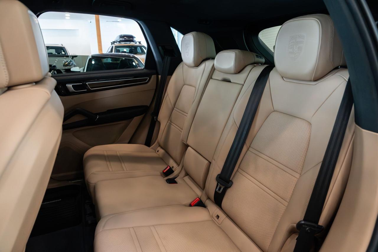 2023 Porsche Cayenne S Gladstone OR