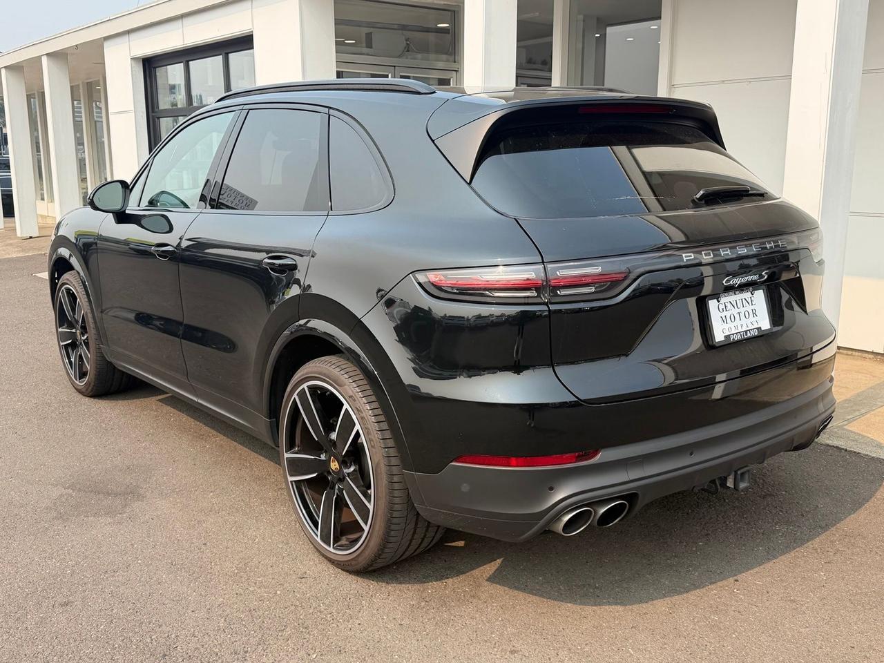 2023 Porsche Cayenne S