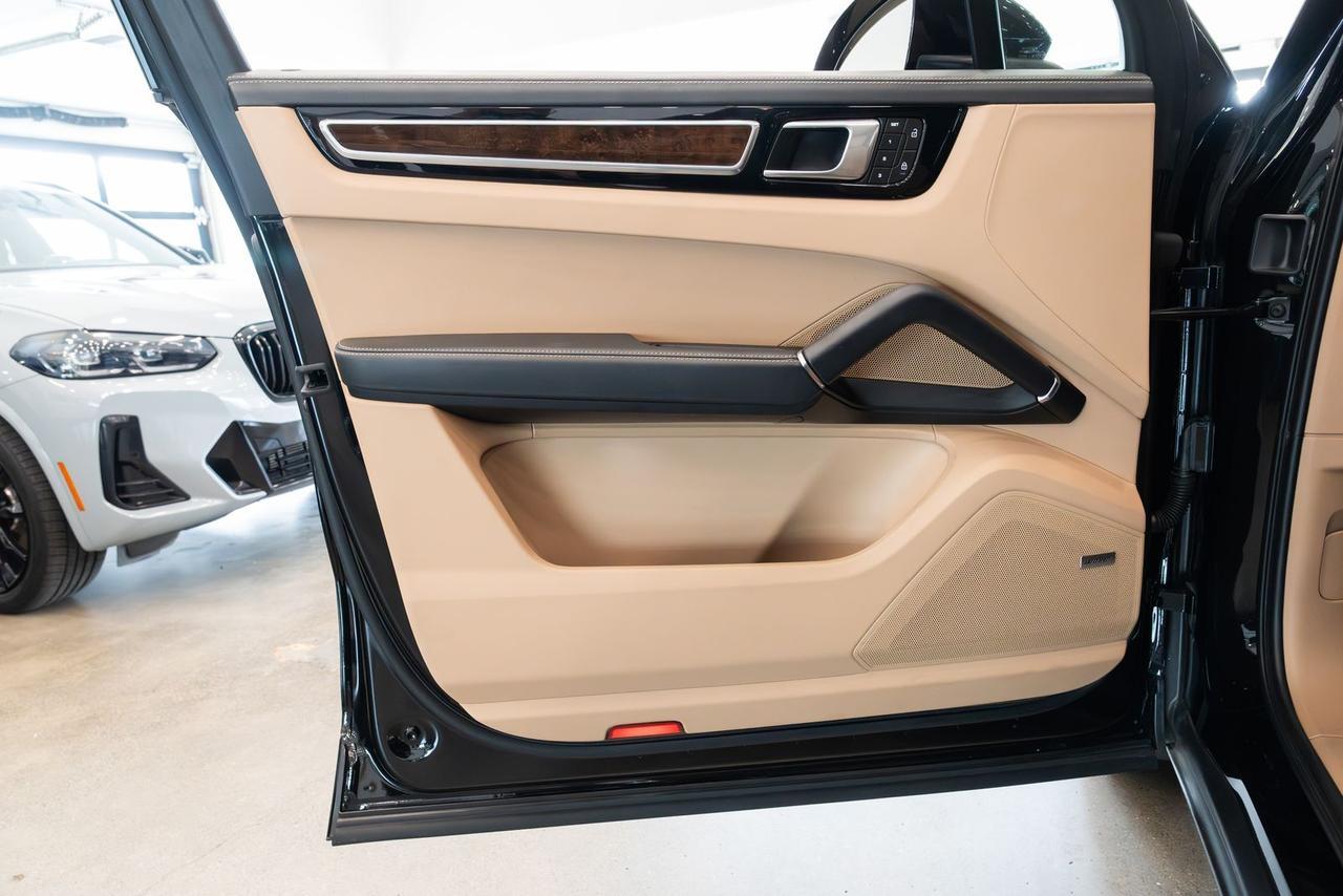 2023 Porsche Cayenne S Gladstone OR