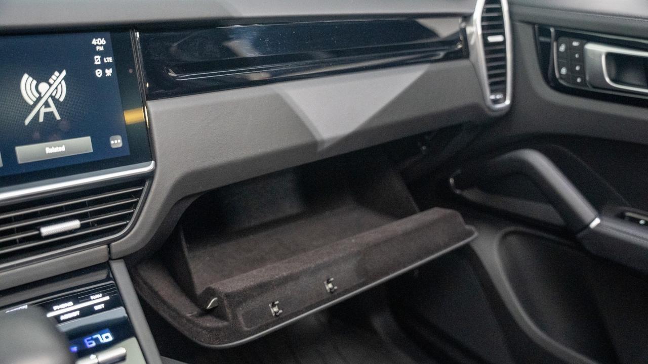 2023 Porsche Cayenne S Platinum Edition Franklin TN