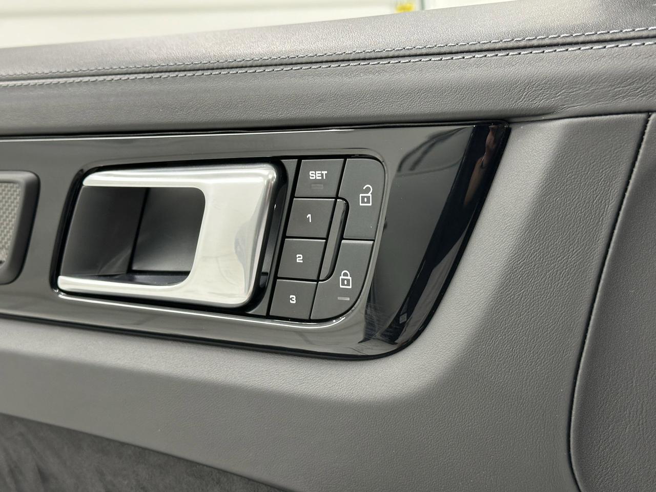 2023 Porsche Cayenne Turbo GT Newark DE