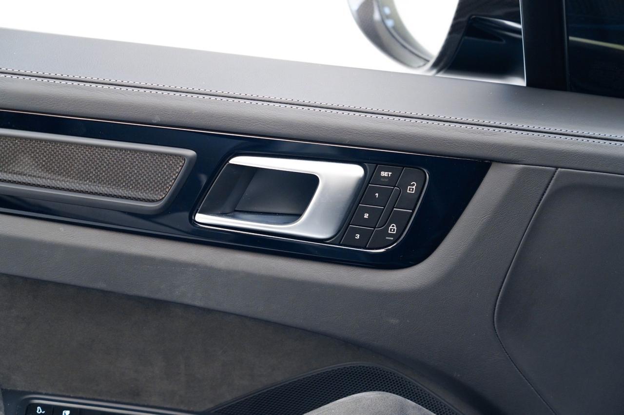 2023 Porsche Cayenne Turbo GT Pompano Beach FL