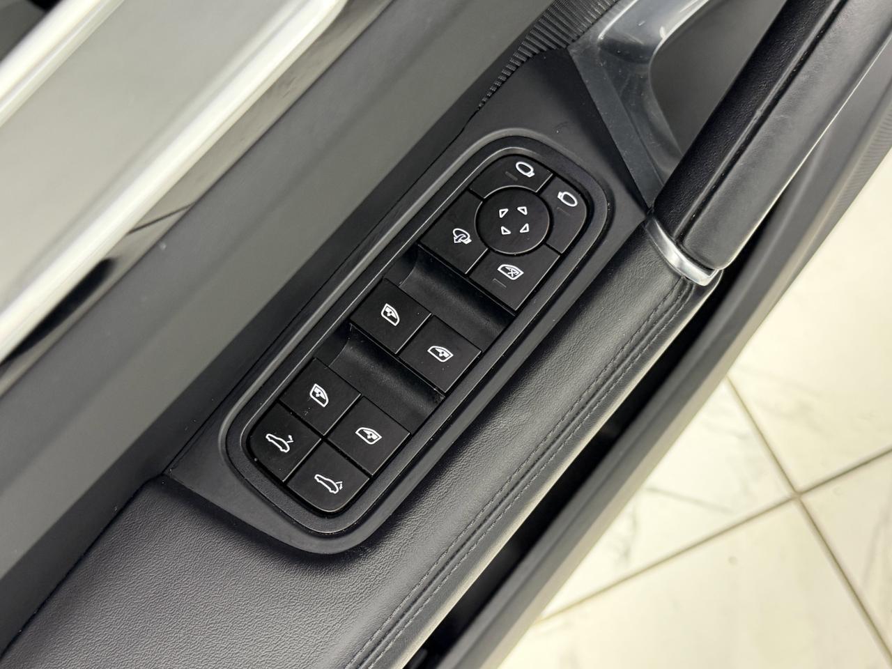 2023 Porsche Cayenne Turbo Newark DE