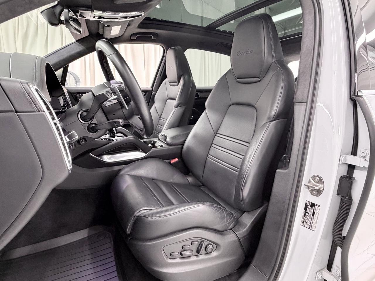 2023 Porsche Cayenne Turbo Newark DE