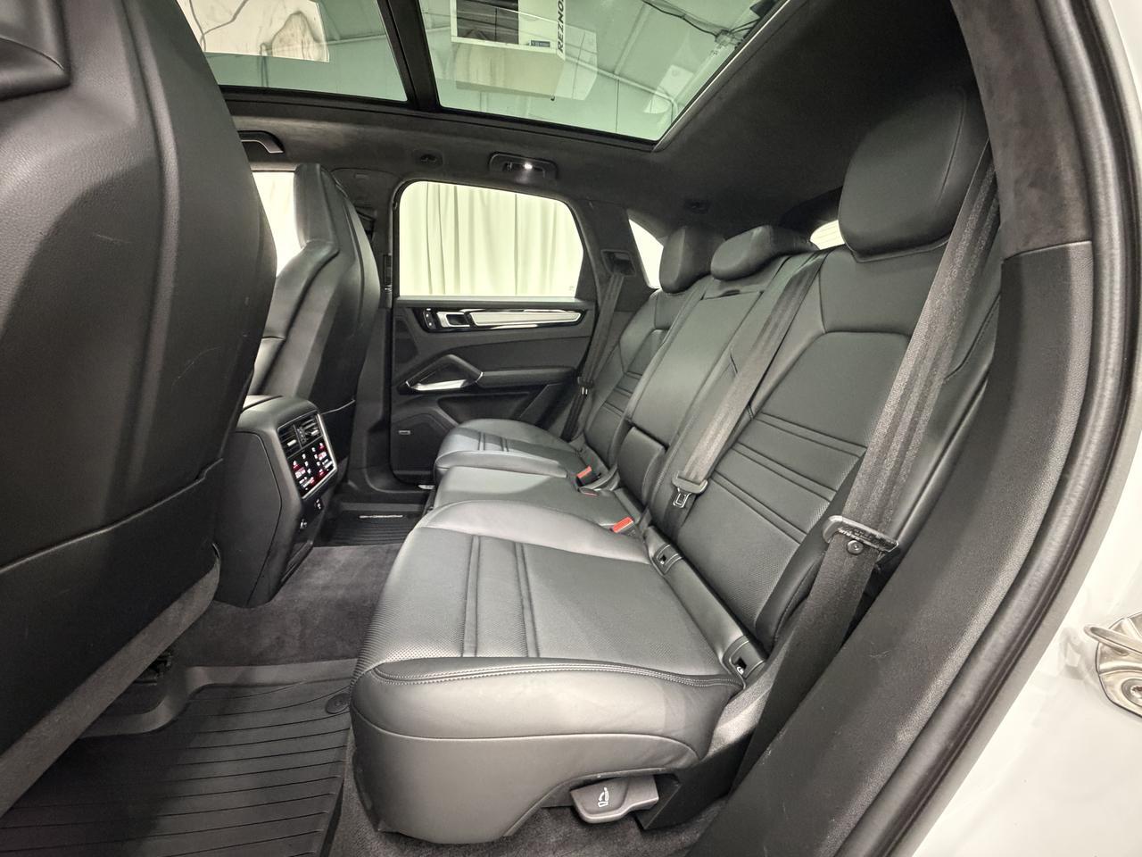 2023 Porsche Cayenne Turbo Newark DE