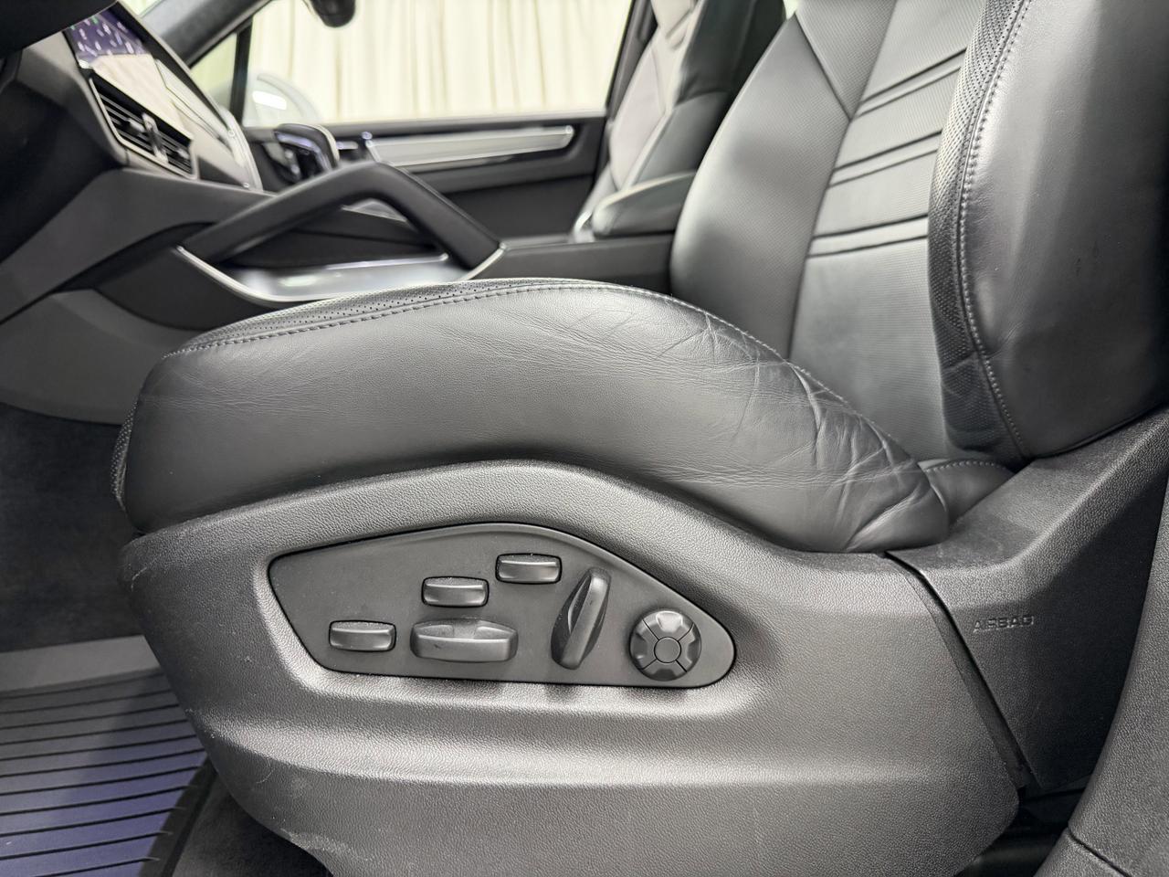 2023 Porsche Cayenne Turbo Newark DE