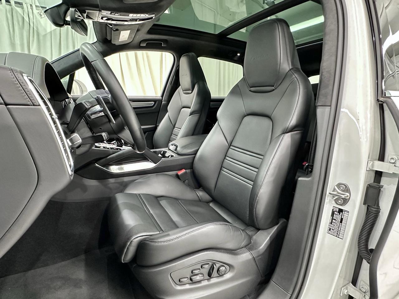 2023 Porsche Cayenne Turbo Newark DE