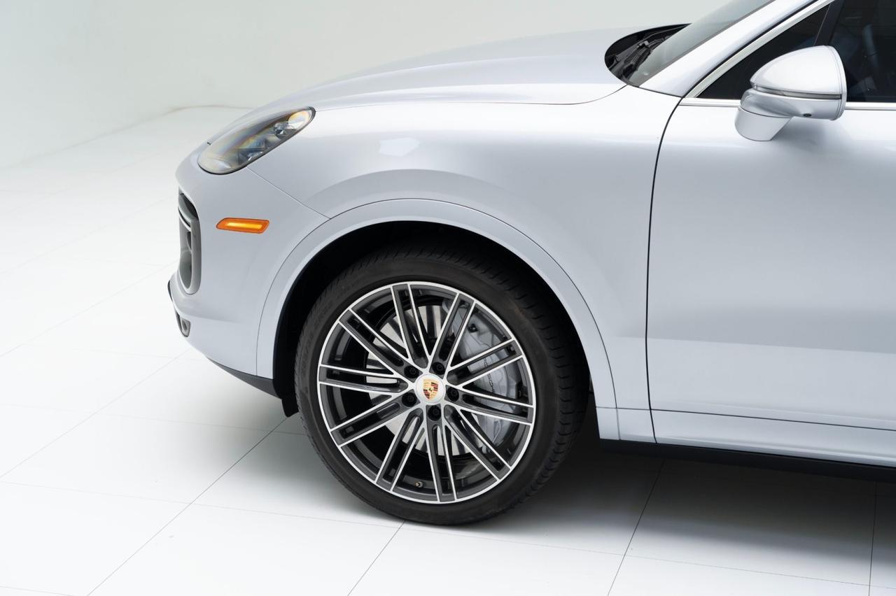2023 Porsche Cayenne Turbo Pompano Beach FL