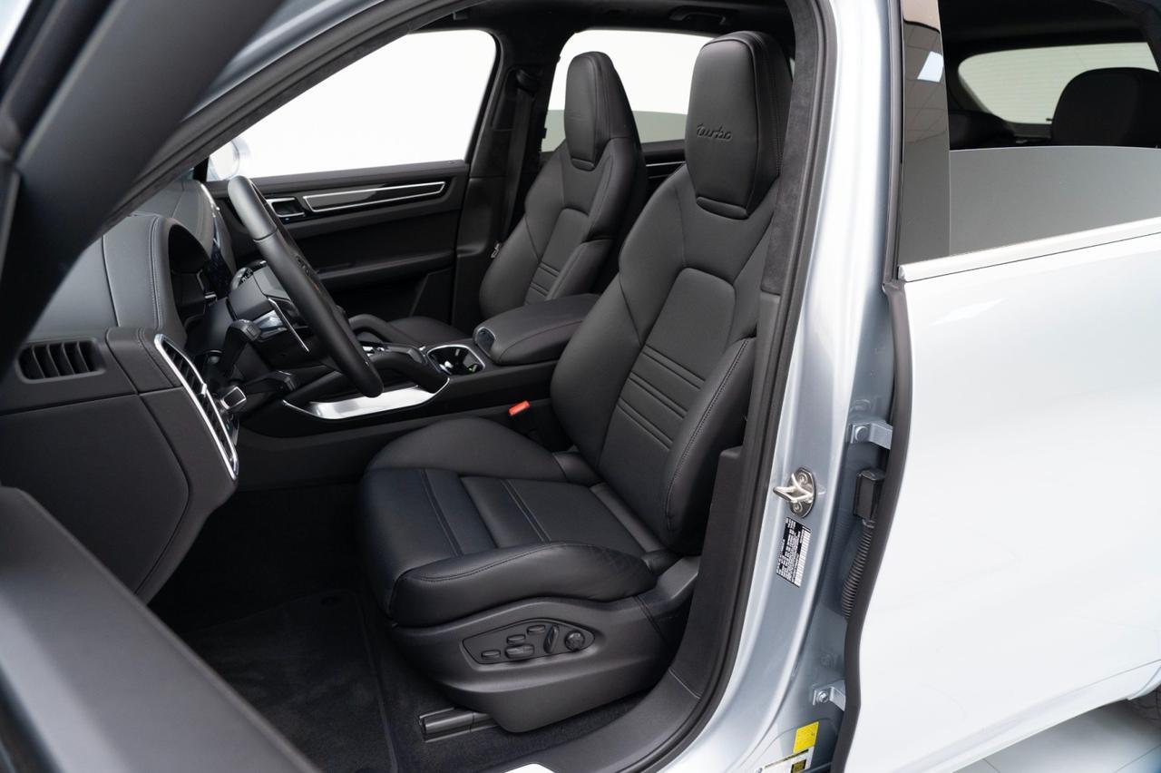 2023 Porsche Cayenne Turbo Pompano Beach FL