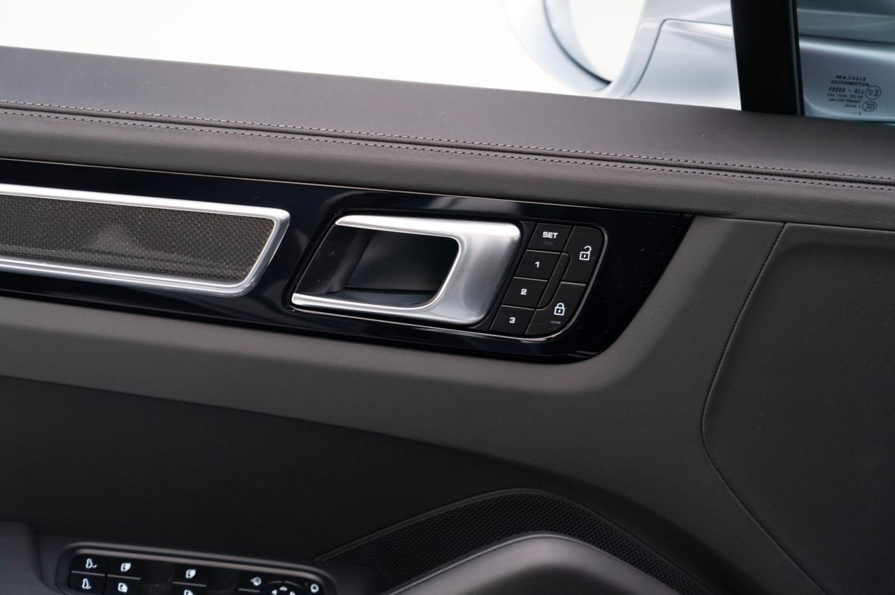 2023 Porsche Cayenne Turbo Pompano Beach FL