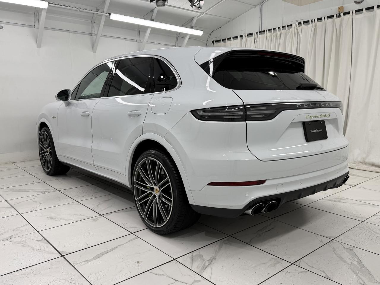 2023 Porsche Cayenne Turbo S E-Hybrid Newark DE