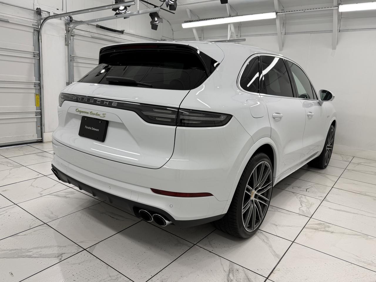 2023 Porsche Cayenne Turbo S E-Hybrid Newark DE