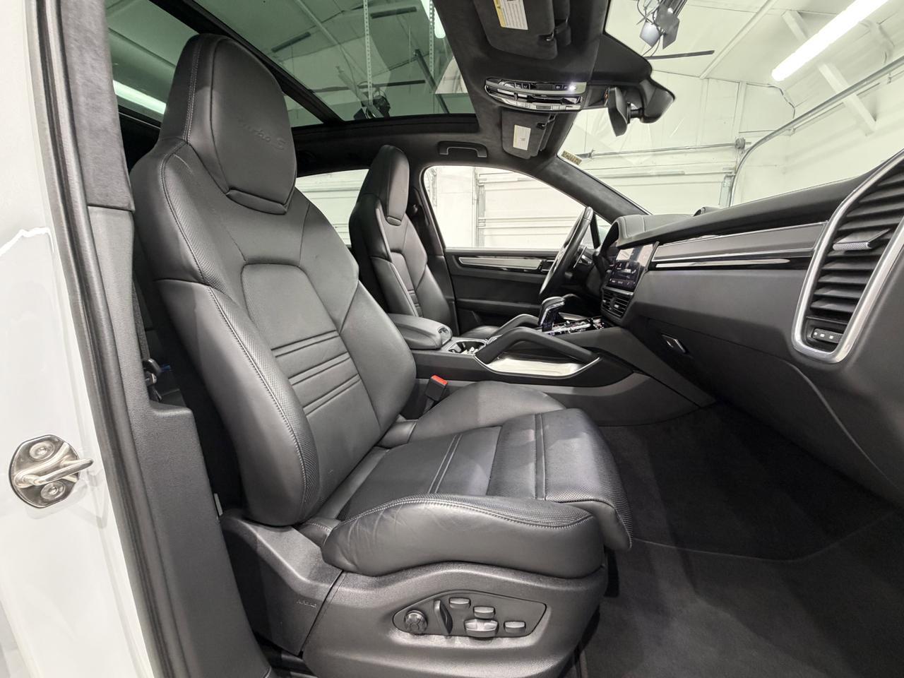 2023 Porsche Cayenne Turbo S E-Hybrid Newark DE