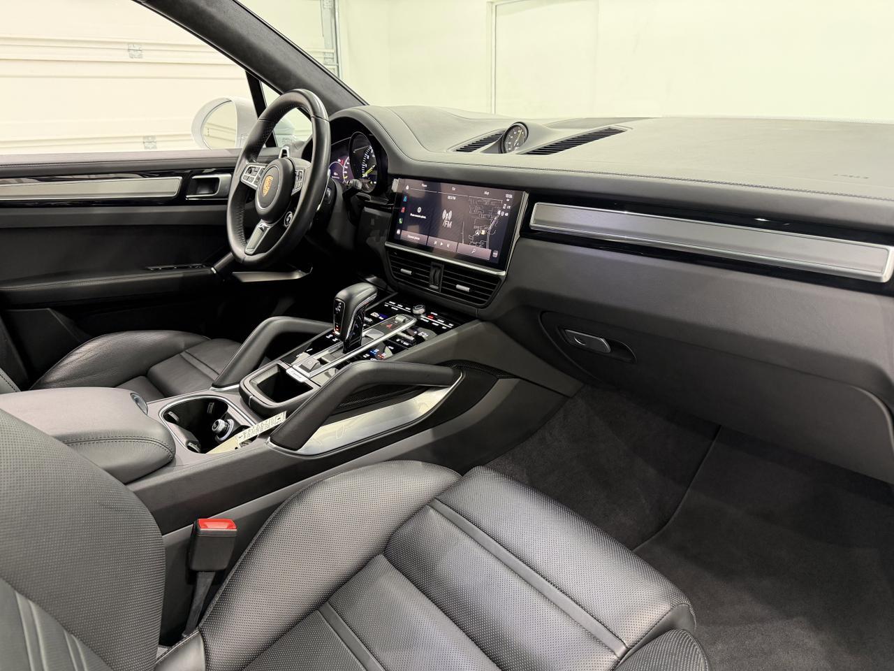 2023 Porsche Cayenne Turbo S E-Hybrid Newark DE