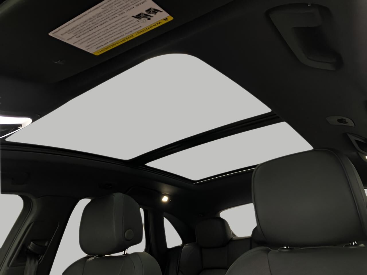 2023 Porsche Macan Appleton WI