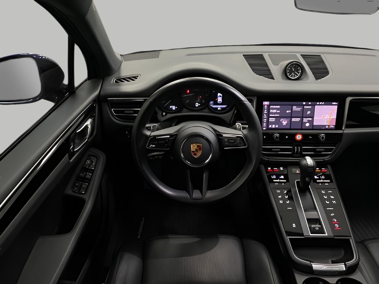 2023 Porsche Macan Appleton WI