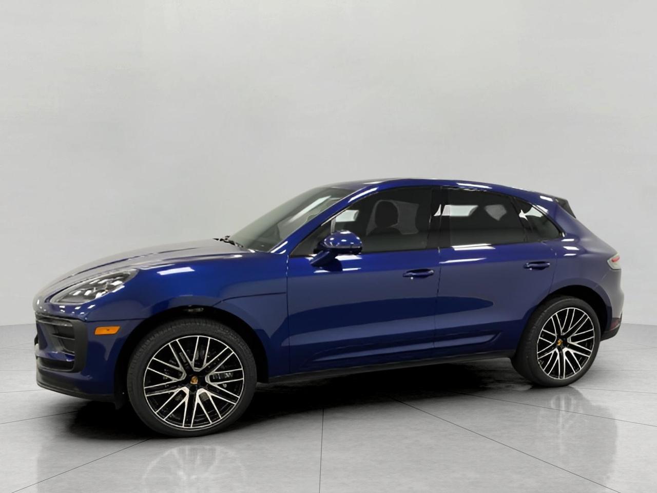 2023 Porsche Macan Appleton WI