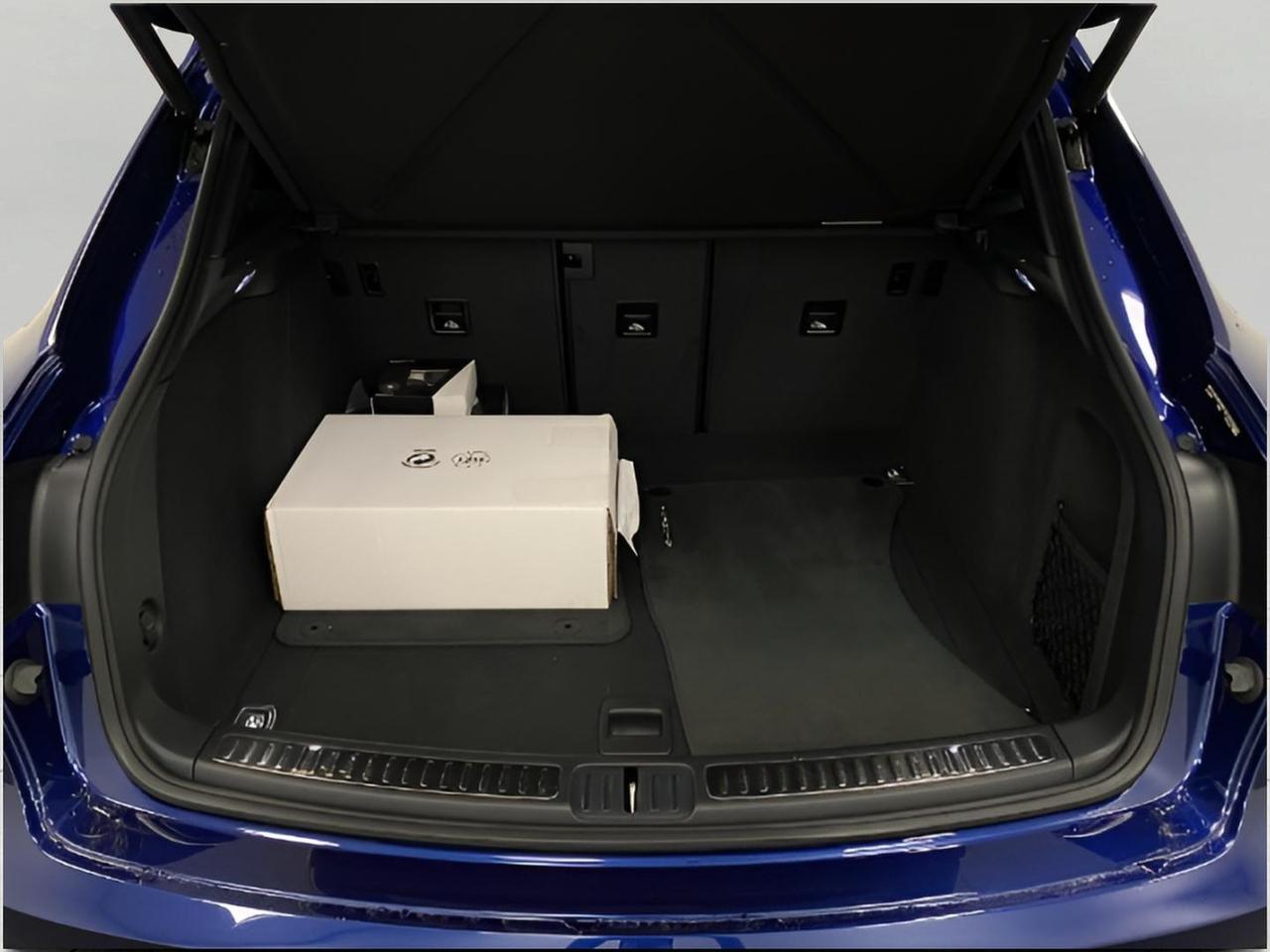 2023 Porsche Macan Appleton WI
