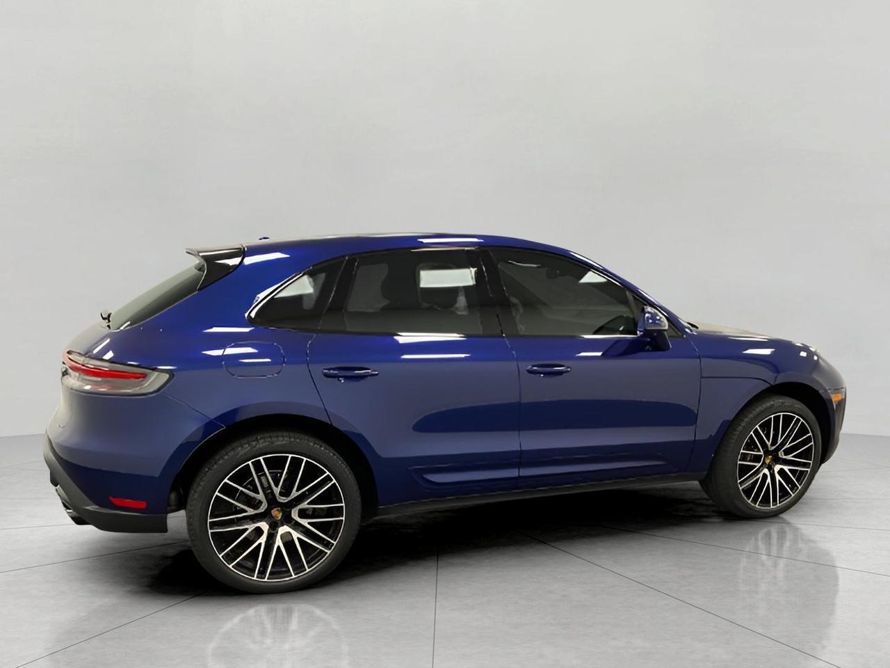 2023 Porsche Macan Appleton WI