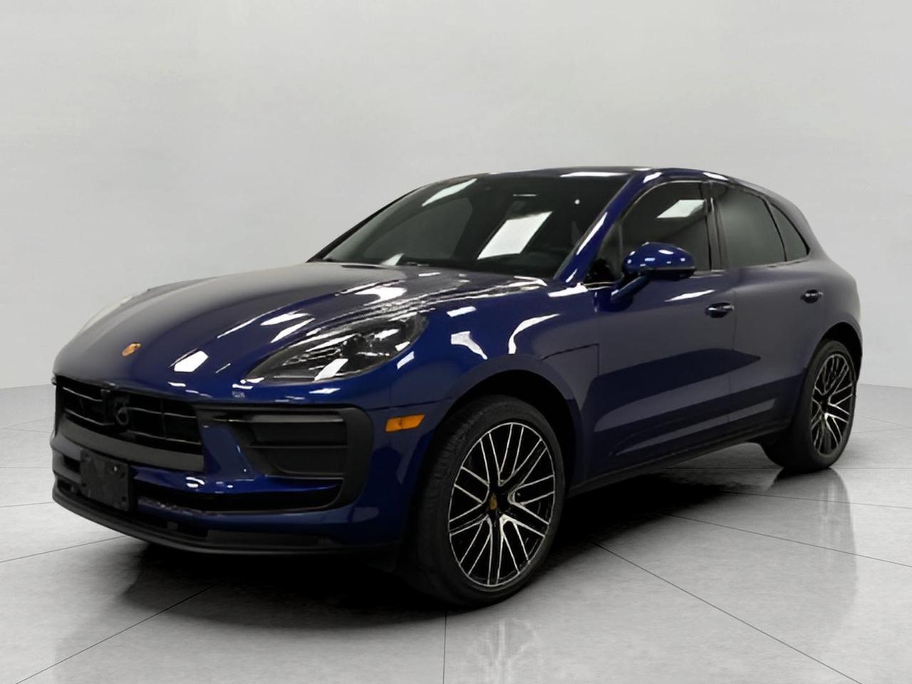 2023 Porsche Macan Appleton WI
