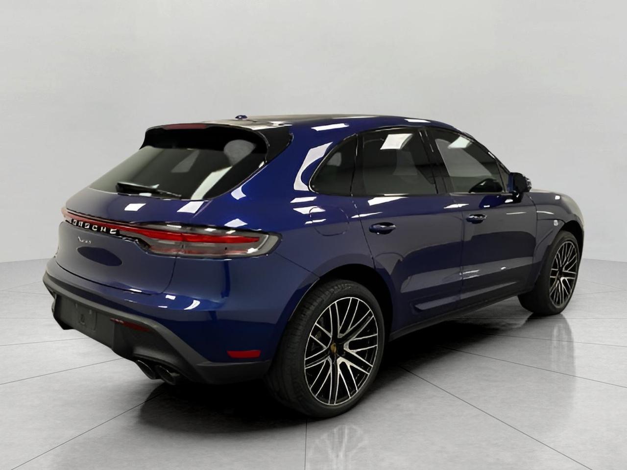2023 Porsche Macan Appleton WI