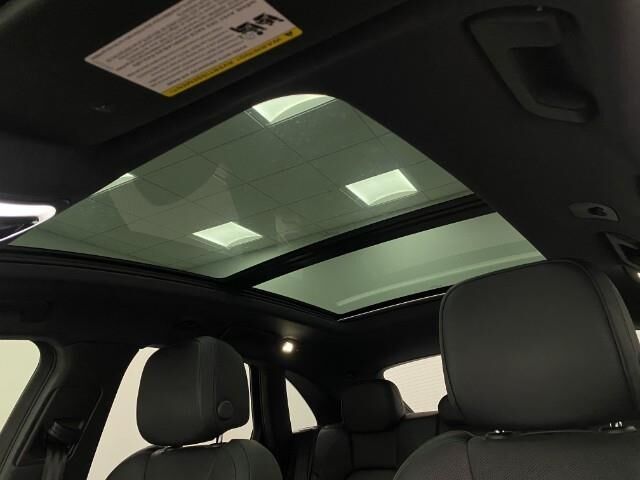 2023 Porsche Macan Appleton WI
