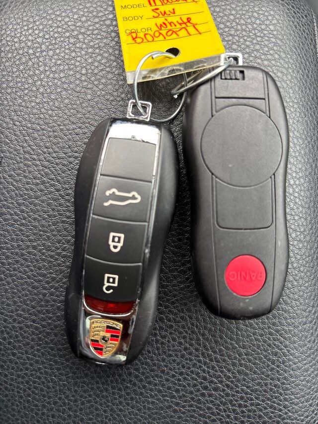 2023 Porsche Macan Cleveland OH