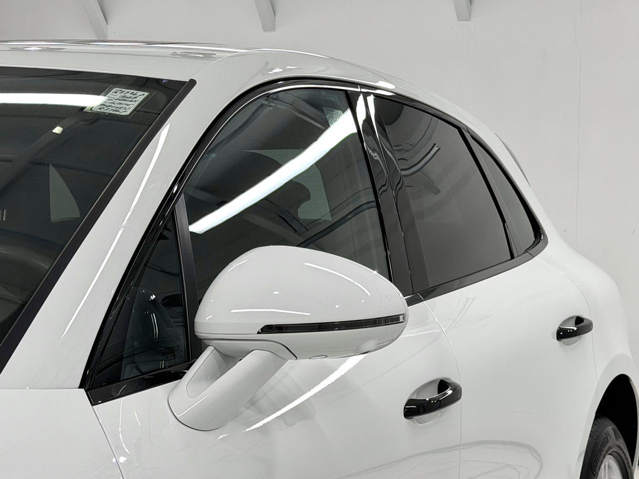 2023 Porsche Macan Newark DE