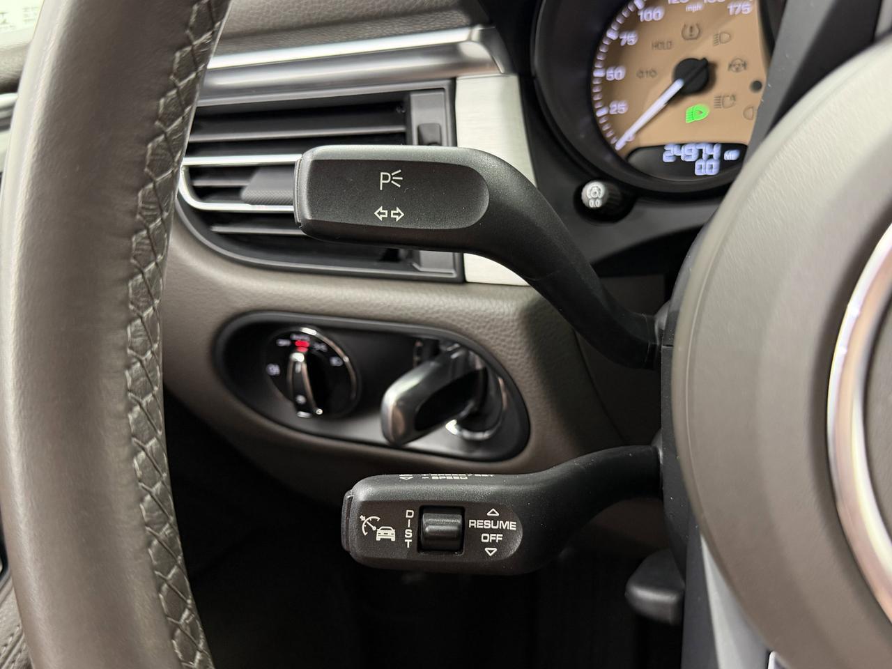 2023 Porsche Macan Newark DE