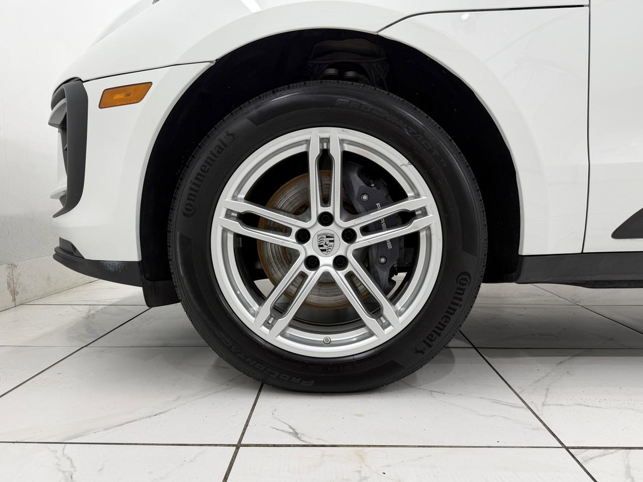 2023 Porsche Macan Newark DE