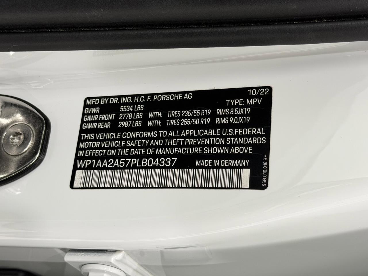 2023 Porsche Macan Newark DE