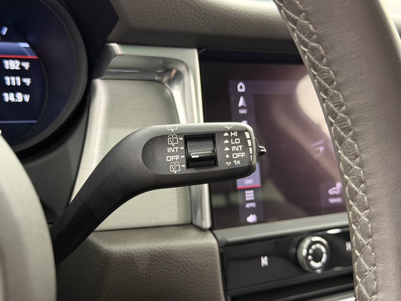 2023 Porsche Macan Newark DE