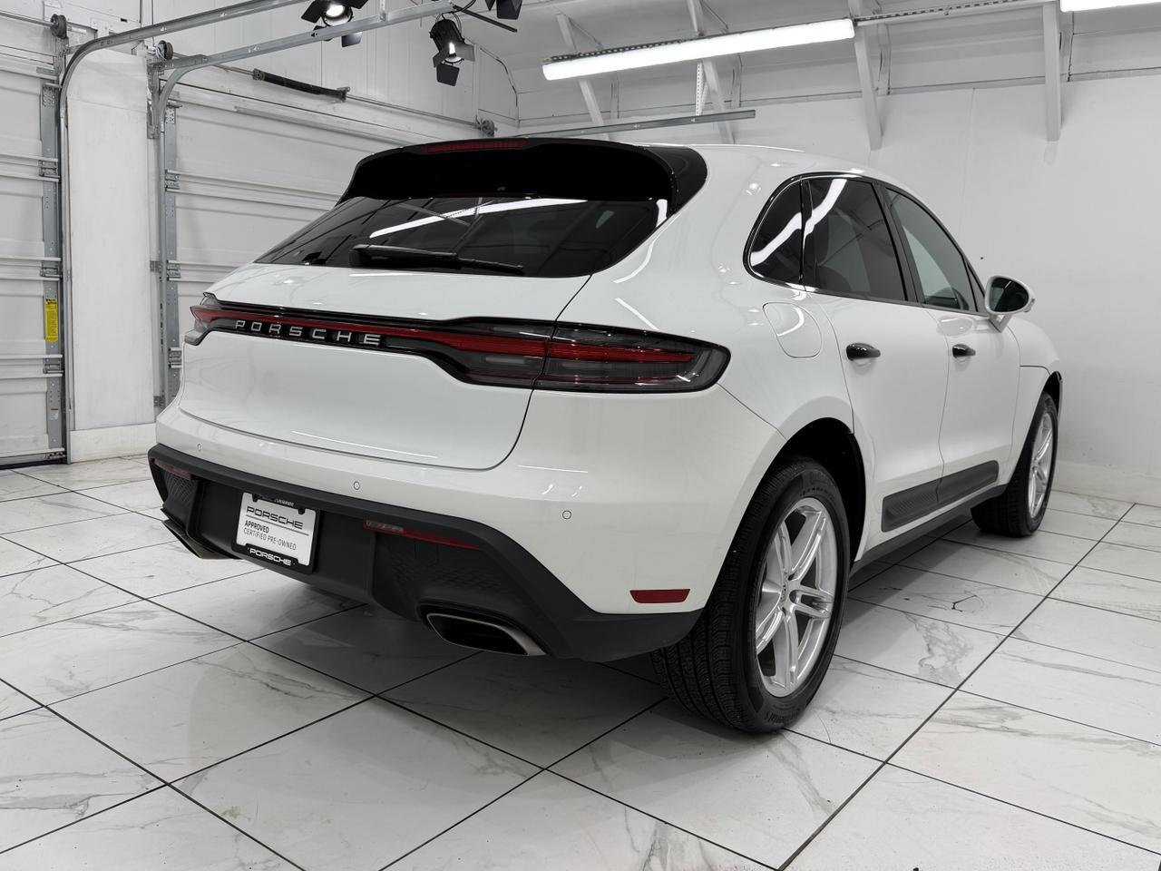 2023 Porsche Macan Newark DE
