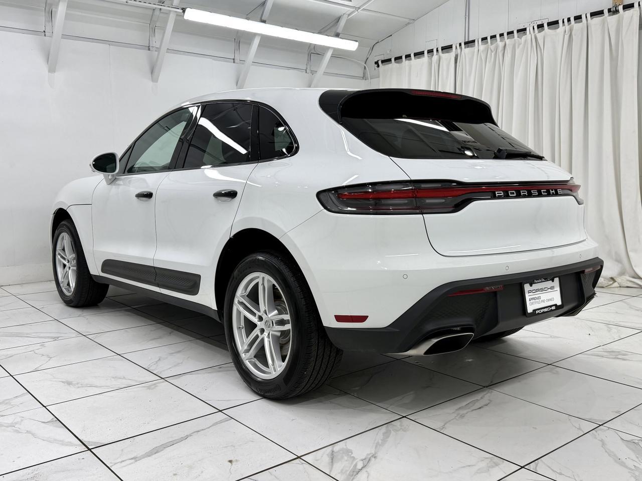2023 Porsche Macan Newark DE