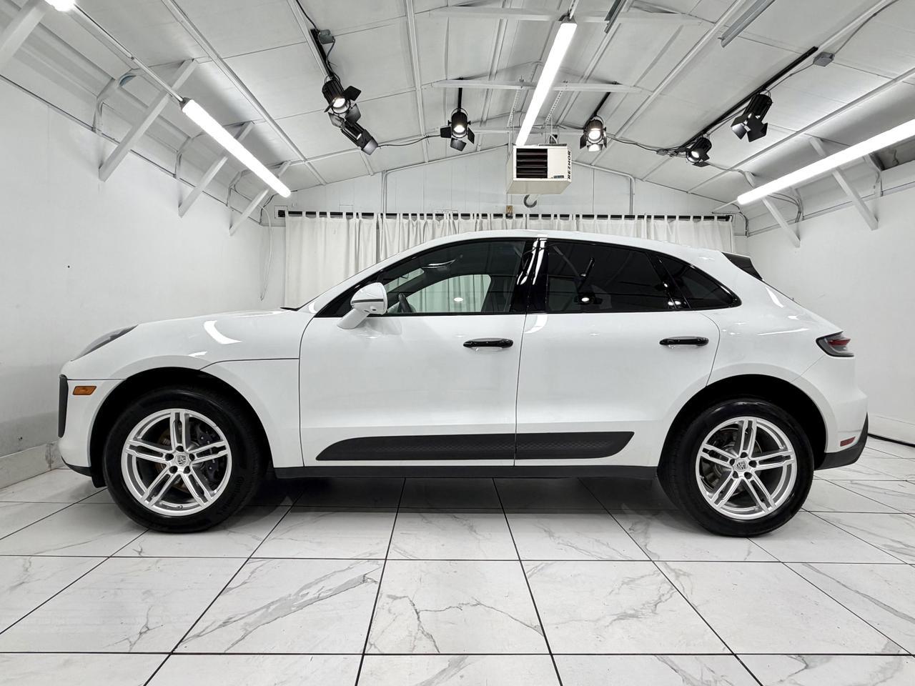 2023 Porsche Macan Newark DE