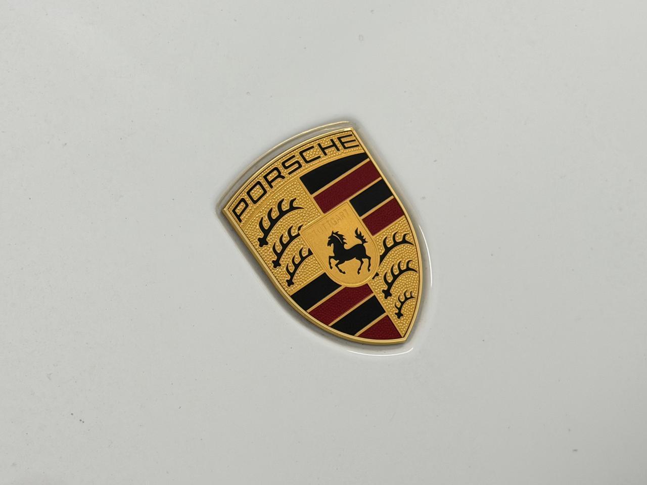 2023 Porsche Macan Newark DE